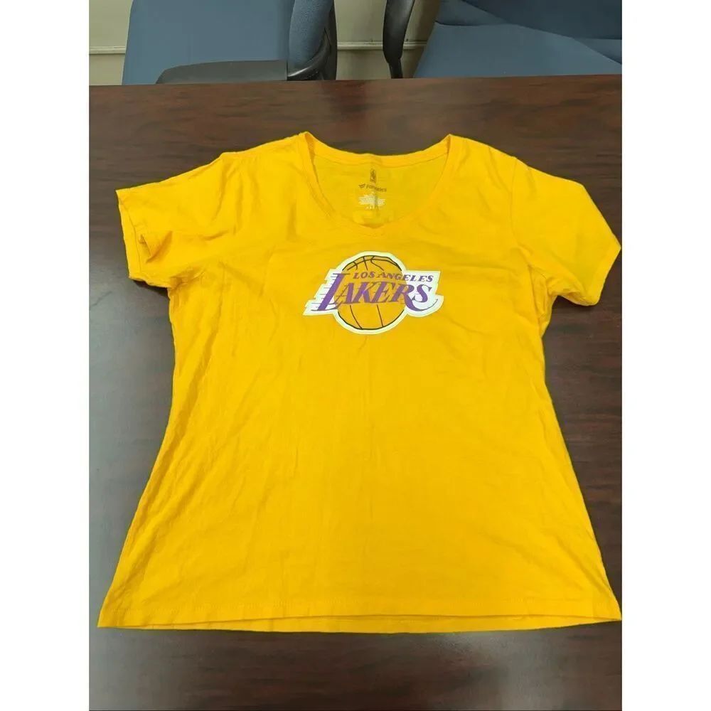 Fanatics Los Angeles Lakers Lonzo Ball #2 V-Neck Short Sleeve Tee Size X-Large